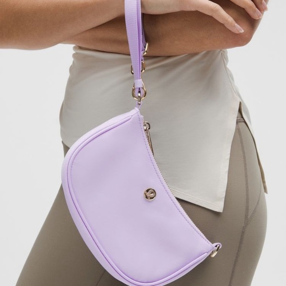 lululemon mini Shoulder Bag - Picture 9 of 9